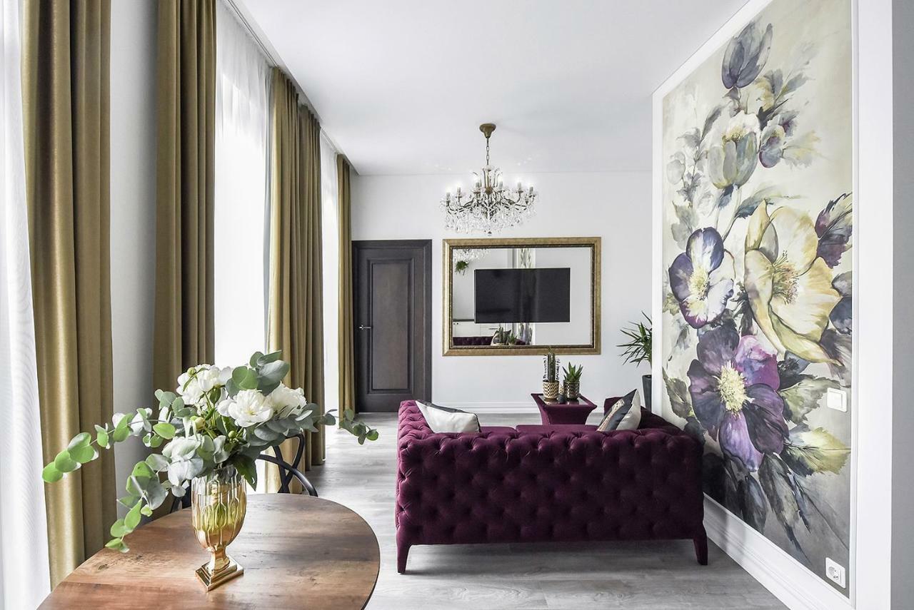 Four Luxury Flats Aparthotel Kaunas Exterior photo