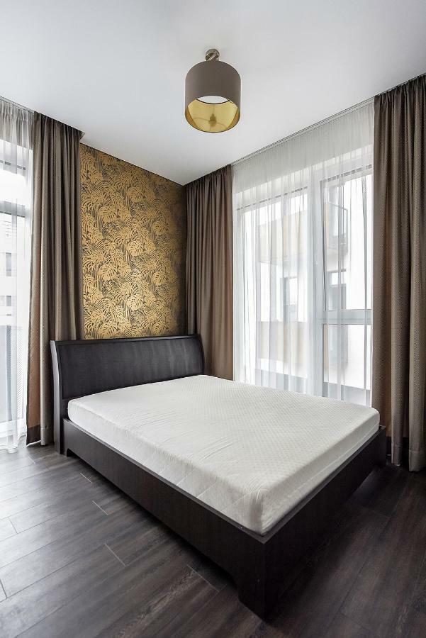 Four Luxury Flats Aparthotel Kaunas Exterior photo